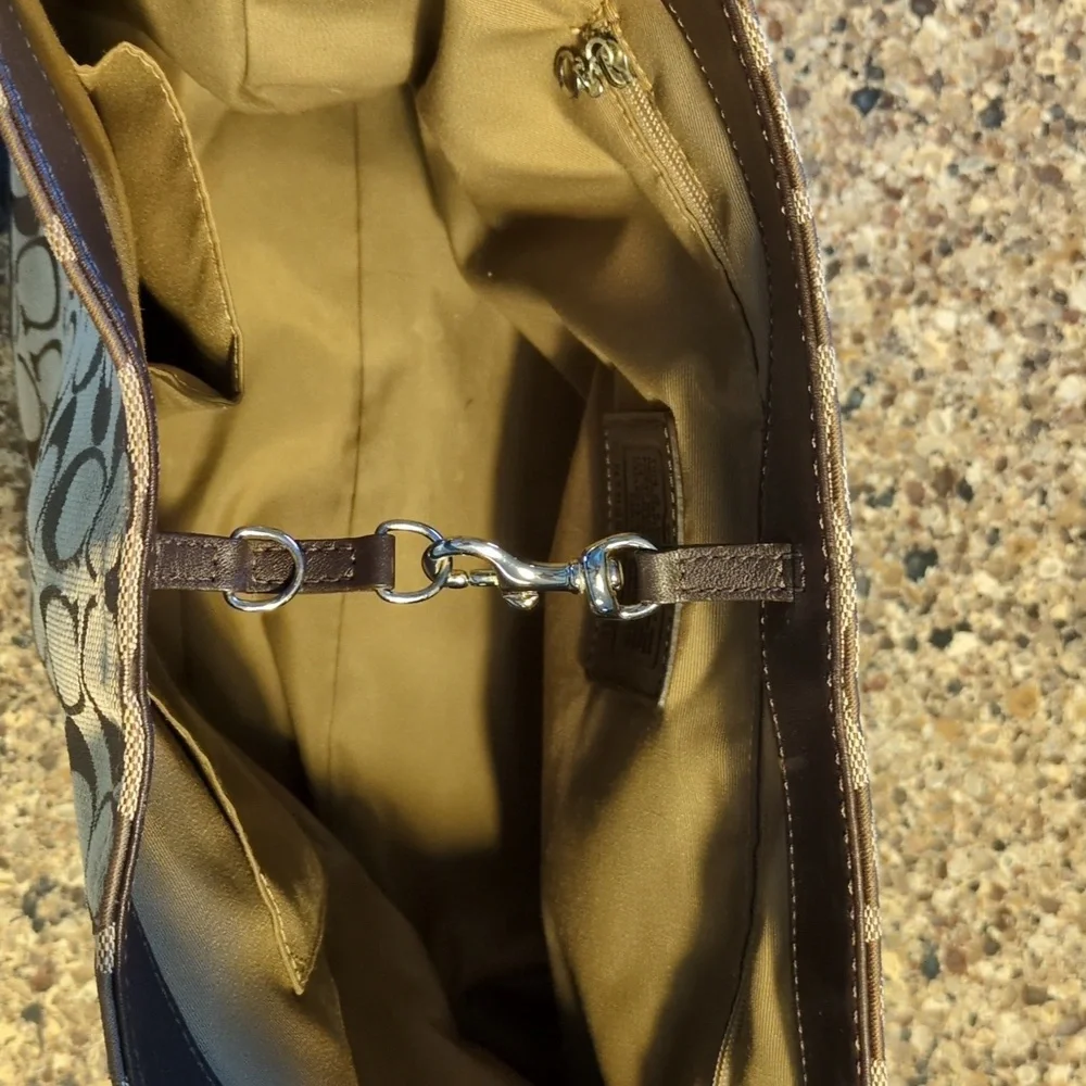 Coach Tan and Brown Signature Shoulder Bag - Picture 12 of 15